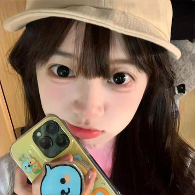 相拥于烟火尽头